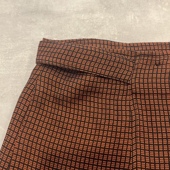Skirt - Picture 2 of 8